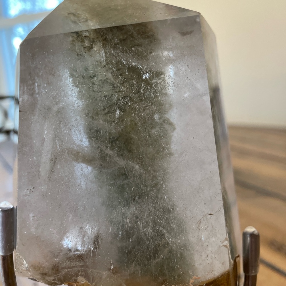 Natural Quartz Crystal Point - Picture 5 of 15